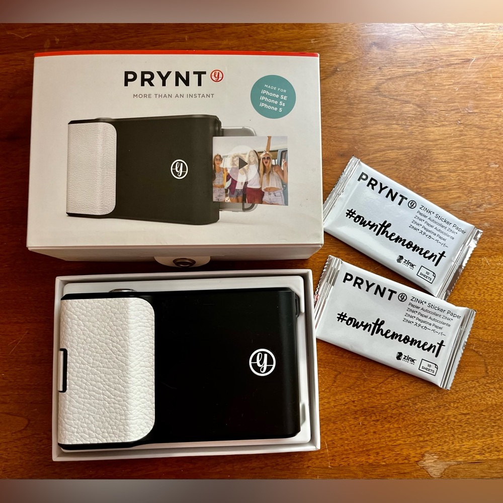 PRYNT Pocket Printer w/ZINK Sticker Paper Film